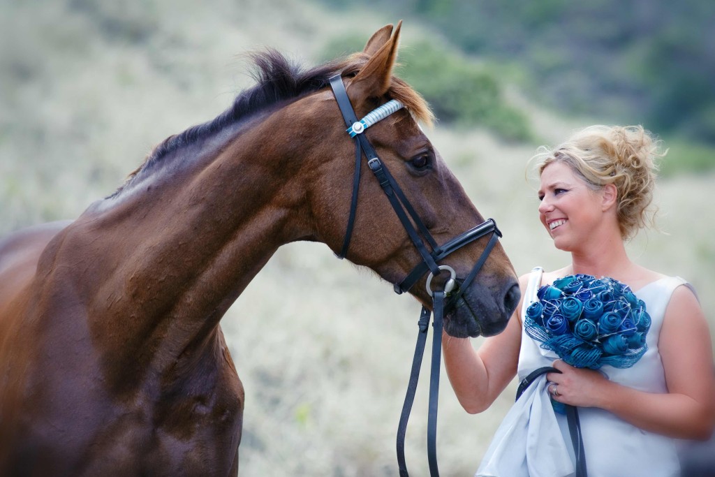 Cherie Barnett says including her horses in her wedding made the day perfect 9Image: www.photoshoot.co.nz)