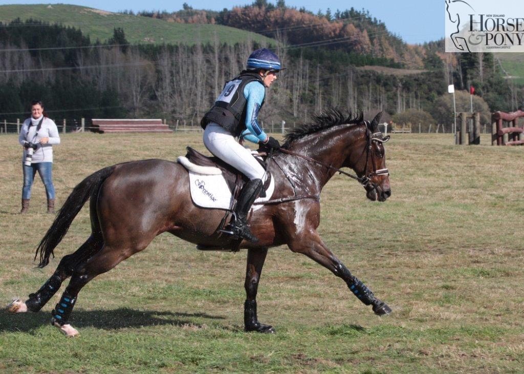 And off to the last fence! Barbara Thomson Photography