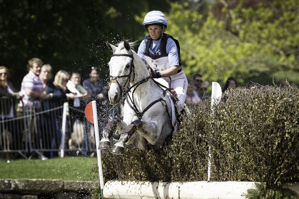 Jonelle and Faerie Dianimo (aka Maggie May) storming around Chatsworth (Image: Libby Law)