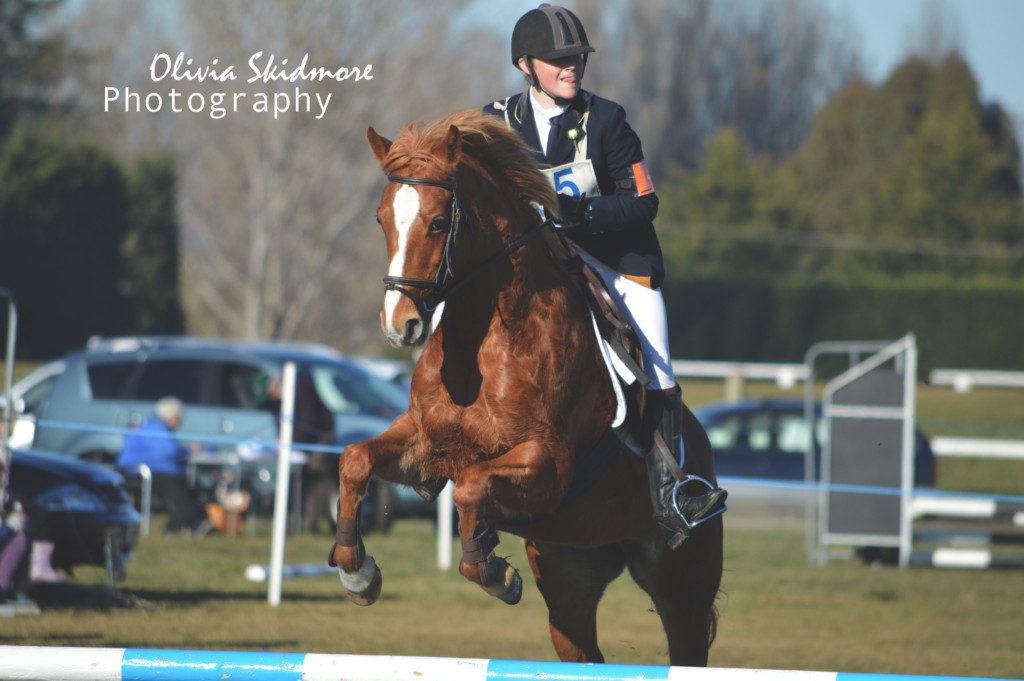 Alice Hutchinson won the 80 cm class on Windward Peaches (Image: Olivia Skidmore Photography) 