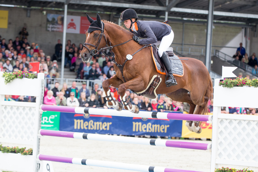 Sandra Auffarth on Opgun Louvo made light work of the showjumping to take the win in the CIC3*.