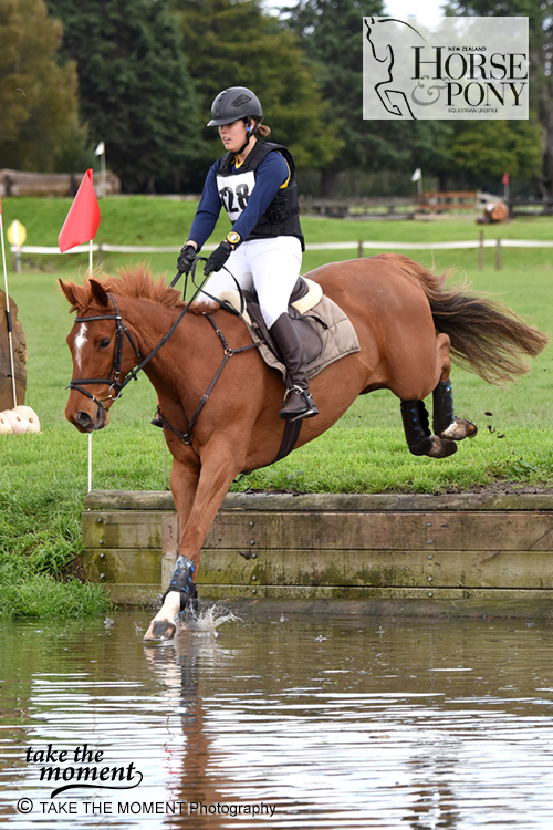 Aleisha Collett & Beaumont Dzire SW oN their way to winning the CNC95A (Image: Take the Moment)
