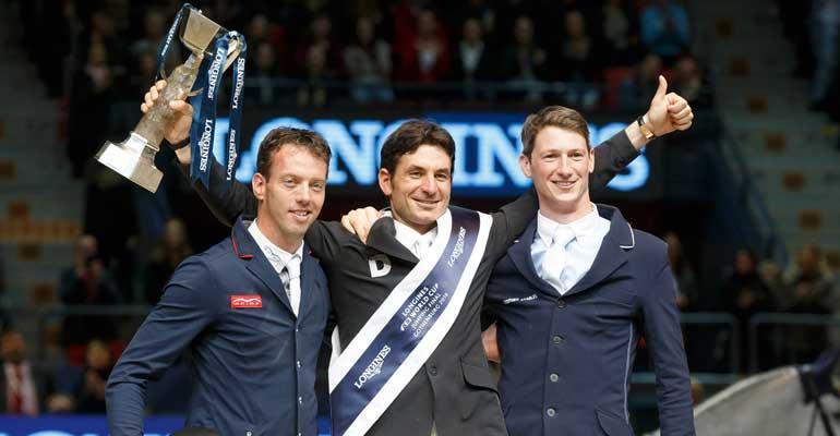 At last year's final, Steve Gerdaut holds the silverware in his second win, with Harrie Smolders (left) and Daniel Duesser (right). 