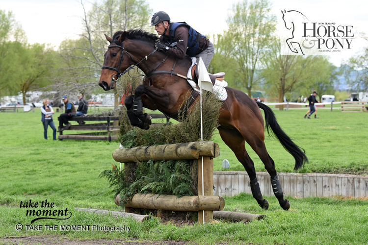 Matthew Grayling & Giddyup, 1st in the CNC1* (Image: Take the Moment)