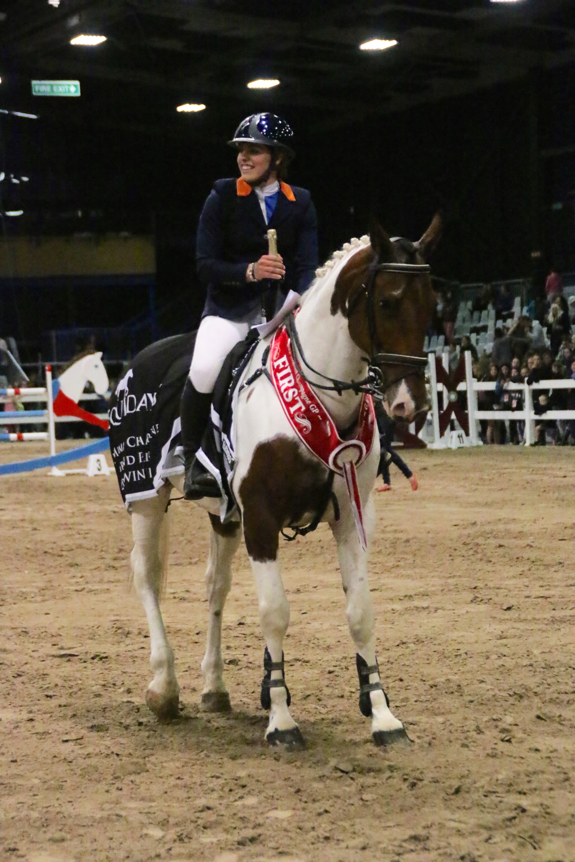 Amanda Wilson and Showtym Cassanova, Grand Prix Winners with the G H Mumm Champagne!