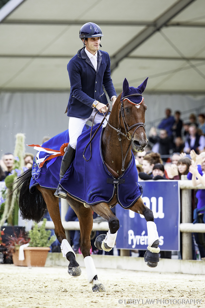 2016 CCI4* Title Winner: FRA-Maxime Livio rides Qalao Des Mers during the CCI4* Prizegiving at 2016 FRA-Les Etoiles de Pau CCI4*/CIC2* (Final-1ST). Sunday 16 October. Copyright Photo: Libby Law Photography