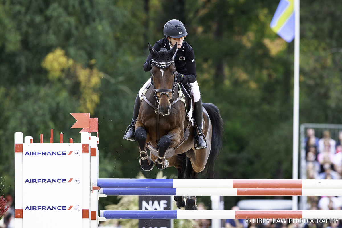 Caroline Powell and Flying Finish (Image: Libby Law)