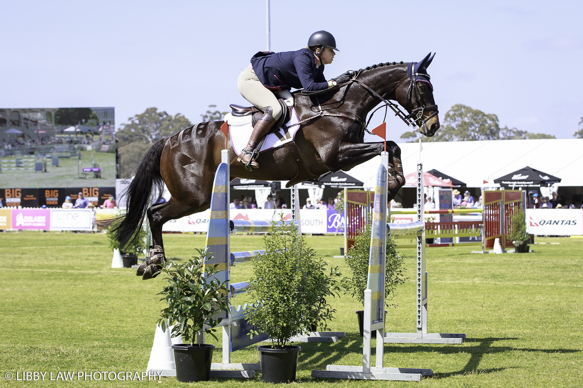 Laura Wallace rides Van Heck (Final-16TH) during the CCI2* Showjumping. (Image: Libby Law Photography)